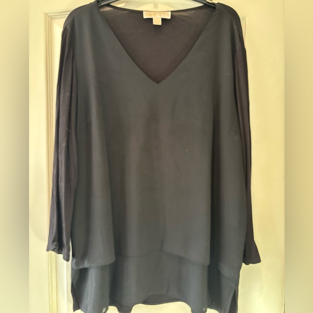 Michael Kors Black V-Neck Long Sleeve Blouse
